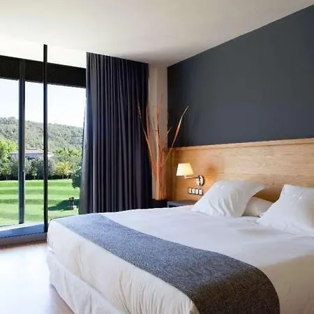 Mon San Benet 4* Sant Fruitos de Bages